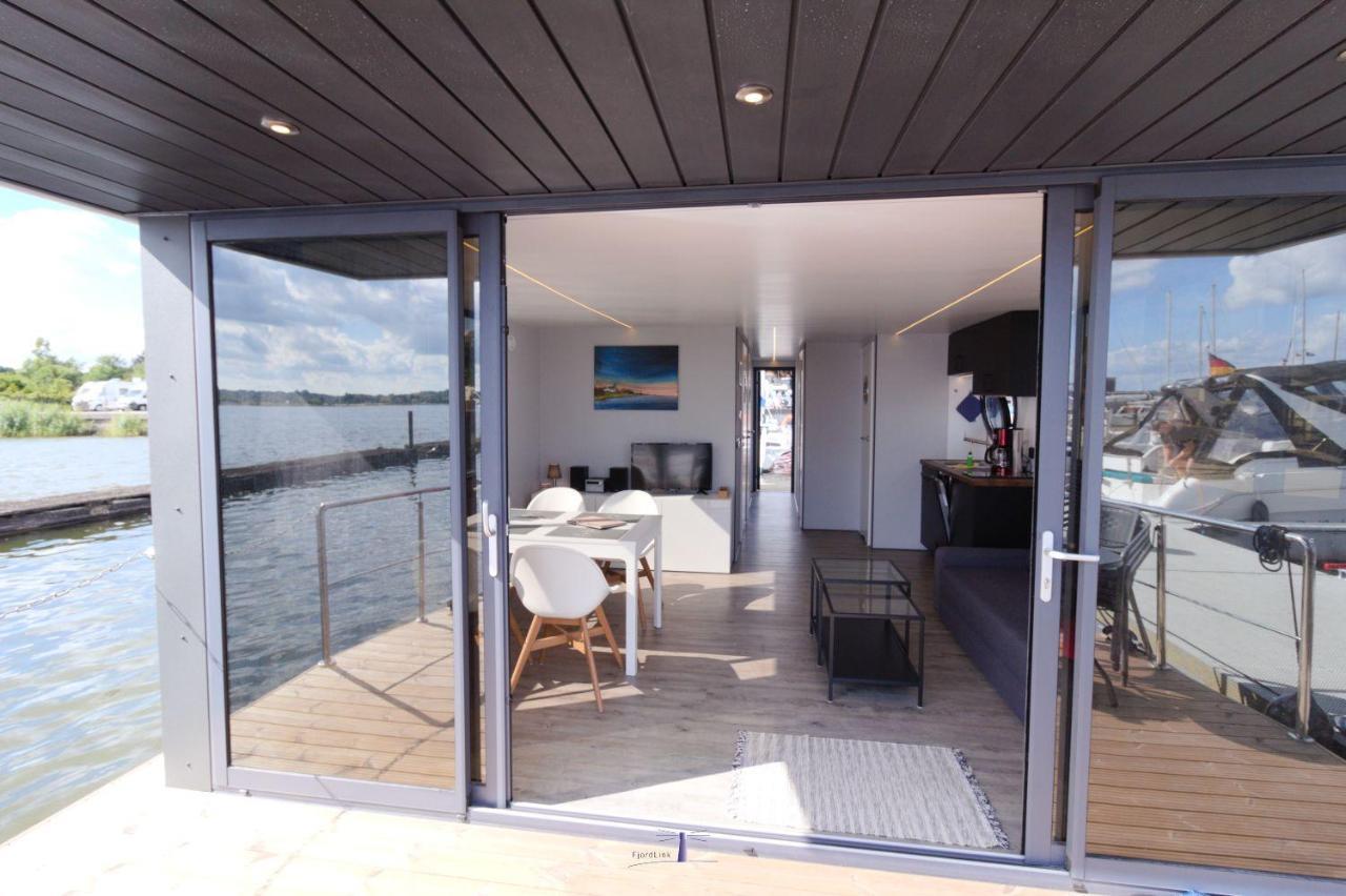 Hausboot Fjord Nordstern Mit Dachterrasse In Schleswig Hotel Exterior foto